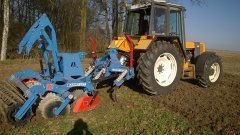 Renault 133.14 i Agro-lift