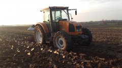 Renault Ares 550rx + Agro Masz PO4