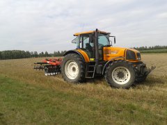 Renault Ares 826 & Quivogne