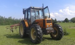 Renault + przewracarka karuzelowa  :)