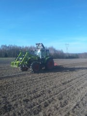 Claas axos 320