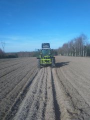 Claas axos 320