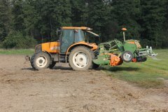 Renault Ares 610 i zestaw uprawowo siewny amazone
