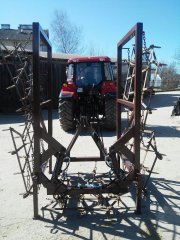 Brony składane hydraulicznie