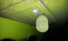 Czujnik zapchania wytrząsaczy