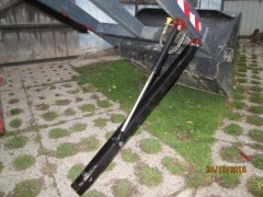 Podpora ładowacz czołowy rozłożona