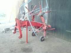 Przetrząsarka karuzelowa Fahr KH-4