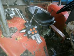 Rozdzielacz Ursus C 330