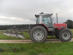 Massey ferguson 3070 + overum