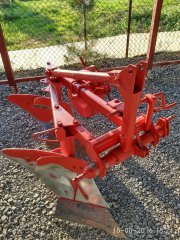 Pług Unia Grudziądz 2-skibowy po remoncie - 3