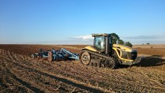 Challenger MT875E & Lemken Karat 9