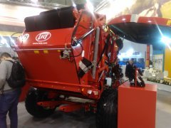 Lely V160