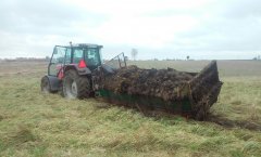 Massey Ferguson 8110 & Rozrzutnik