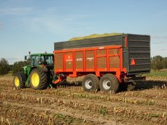 Ursus N-270 i John Deere 6630