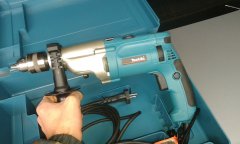 Makita hp 2070