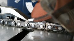 Ostrzałka Einhell BG CS 235 E