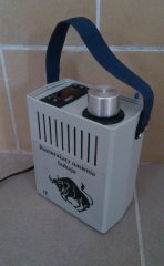 Rozmrażacz do nasienia buhajów w słomkach