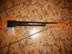 Siekiera rozlupujaca Fiskars X17