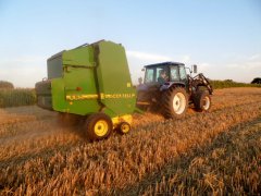 John Deere 590 & NH TL 100