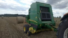 John Deere 592