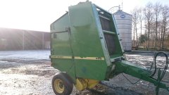 Prasa John Deere 550