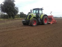 Axion 810 + Kuhn Integra