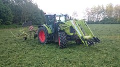 Claas Arion 430 Cis & Claas Volto 52