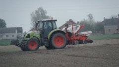 Claas Arion 520 & Kuhn