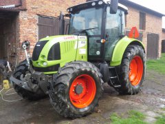 Claas Arion 520