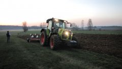 Claas Arion 530