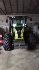 Claas Arion 620