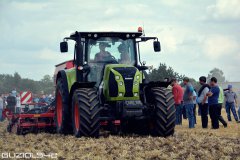 Claas Arion 640 + Horsch Pronto 4 DC