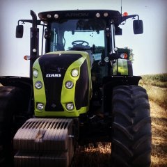 Claas Arion 650