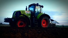 CLAAS AXION 810