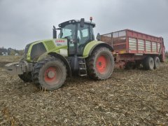 Claas Axion 820