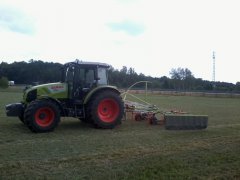 Claas Axos 340