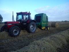 Case 956xl  & John Deere 590