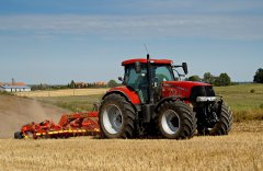 Case Puma 215 z Vaderstad Carrier 420