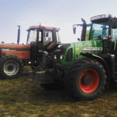 Fendt 716 vario. Case 1255xl