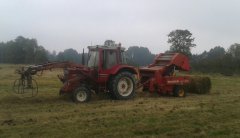 International 745xl i Welger rp12s