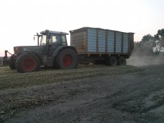 Fendt Favorit 214C, Veenhuis Silagewagen