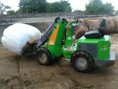 Miniladowarka croni L07