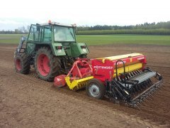 Pottinger vitasem 300 & Fendt 310 LSA