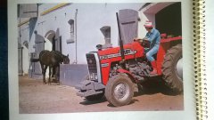 Massey Ferguson 235