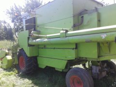 Claas Dominator 85