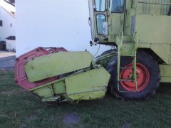 Claas Dominator 85