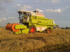 Claas Dominator 86