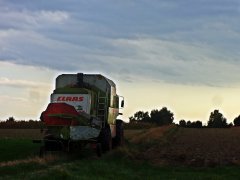 Claas Mega 208