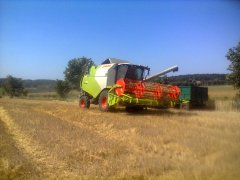 Claas Tucano 320