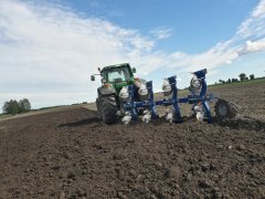 Overum & John Deere 6630 P